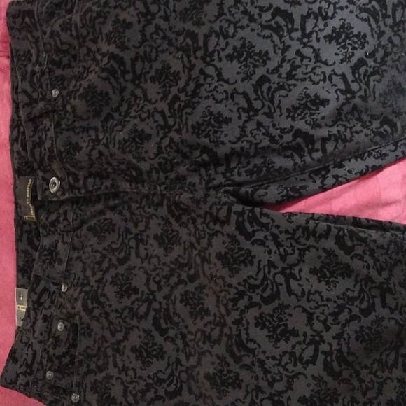 Buffalo Velvet embossed mid-rise Jeans - Picture 8 of 8